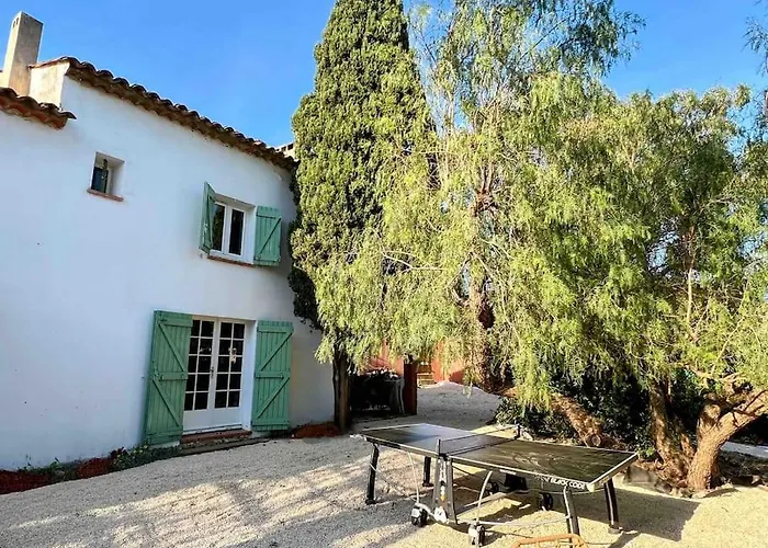 Grand Mas Provencal, A 200m, Parking Prive Ferme, Piscine Chauffee Villa