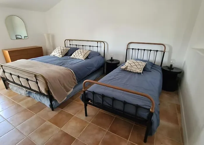 Villa Grand Mas Provencal, A 200m, Parking Prive Ferme, Piscine Chauffee *