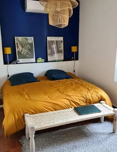 Grand Mas Provençal, à 200m, Parking Privé Fermé, Piscine Chauffée Villa *