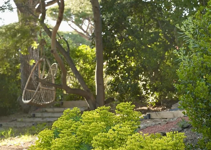 Grand Mas Provençal, à 200m, Parking Privé Fermé, Piscine Chauffée * Sainte-Maxime